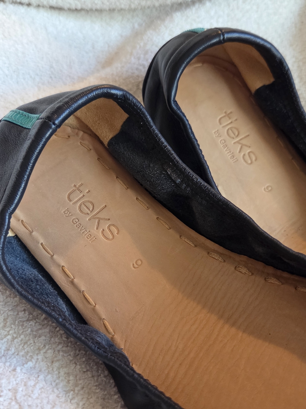 Tieks Navy Blue Leather Ballet Flats with Teal Accent - Picture 6 of 7